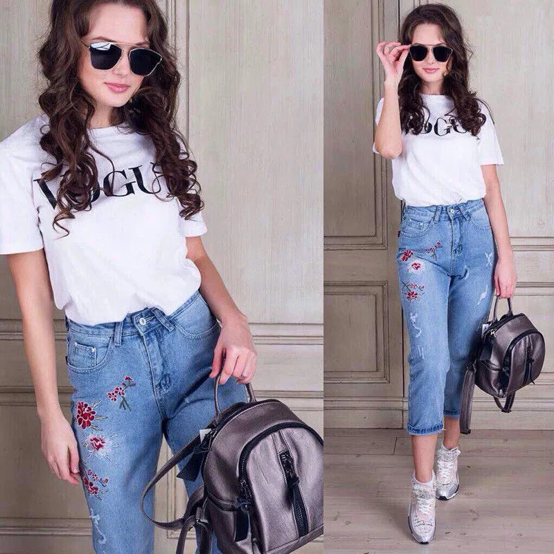 

HiloRill Women Blouses 2021 Summer Short Sleeve Blouse Shirt VOGUE Letter Print Shirt Casual O-neck Women Tops Blusas Femininas