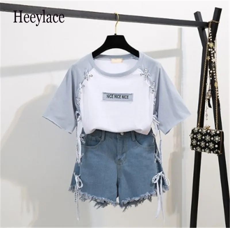 Женская футболка с принтом tether + джинсовая юбка дырками и буквами комплект из