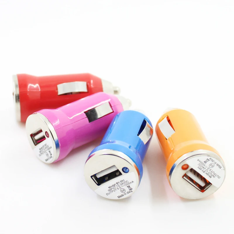 1 шт. мини многоцветное автомобильное зарядное устройство DC 12 В USB напряжение порт