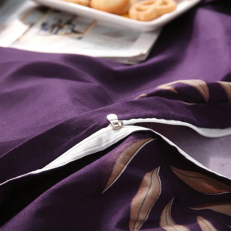 Модный домашний удобный комплект из четырех предметов с фиолетовыми цветами