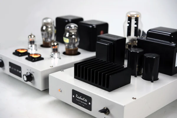 Raphaelite CR01 Hi Fi аудио усилитель 101 вакуумный ламповый моноблок пара