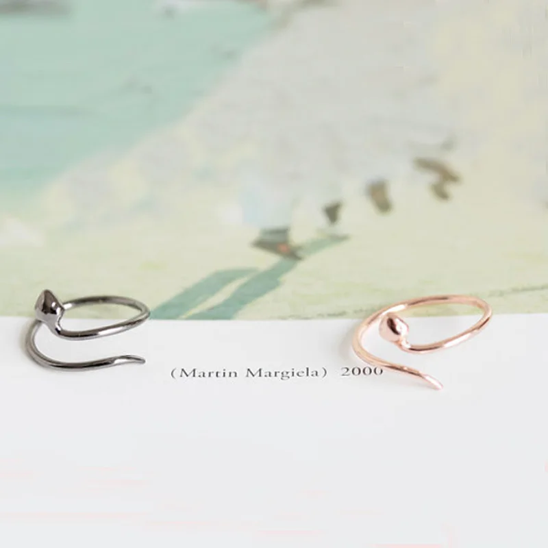 Оптовая продажа 10 шт./лот новые элегантные маленькие кольца под змеиную кожу