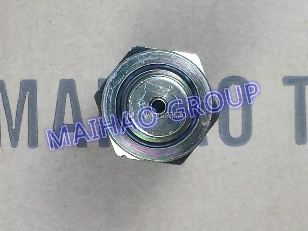 Oil Pressure Sensor 20424051 for Volvo Truck High Quality | Автомобили и мотоциклы