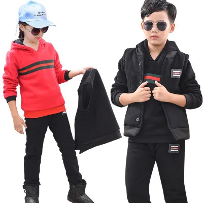 Осень зима 2019 детский костюм из жилета свитшота и брюк фланелевый трех предметов