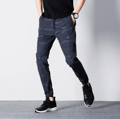 Мужские брюки карандаш ZOEQO повседневные однотонные камуфляжные для осени и