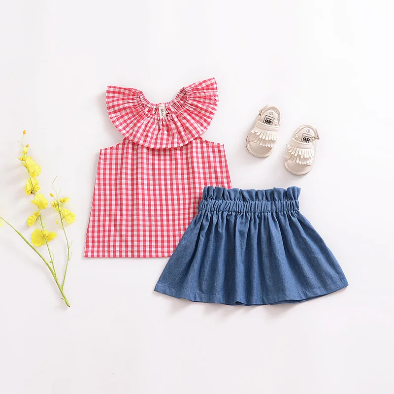 Костюм для маленьких девочек летний топ в клетку с воротником виде листьев