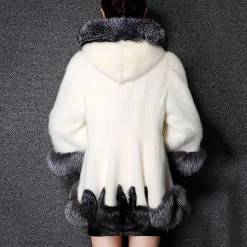 Женское пальто с искусственным мехом меховое средней длины капюшоном и