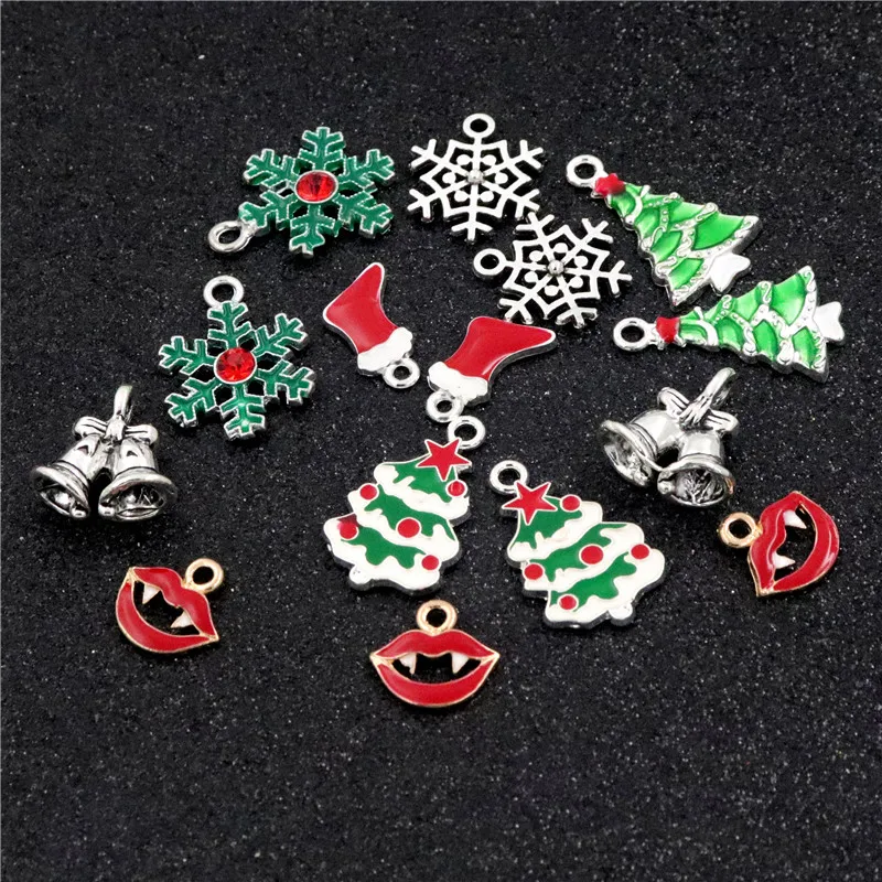 50 шт./лот украшения на Хэллоуин Рождество Кулон Дерево Санта Клаус Снежинка Шарм