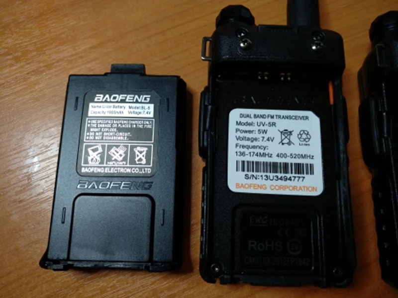 Baufeng UV-5R радио UV5R walkie talkie радиоприемник двухдиапазонный 136-174mhz 400-520mhz 5W walkie talkie наружный радиоприемник