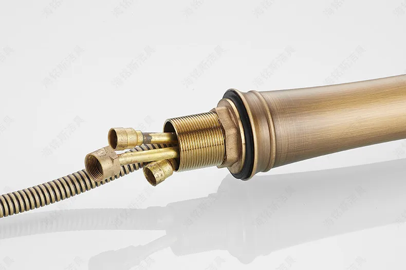 Бесплатная доставка горячая Распродажа антикварный смеситель для воды с одним