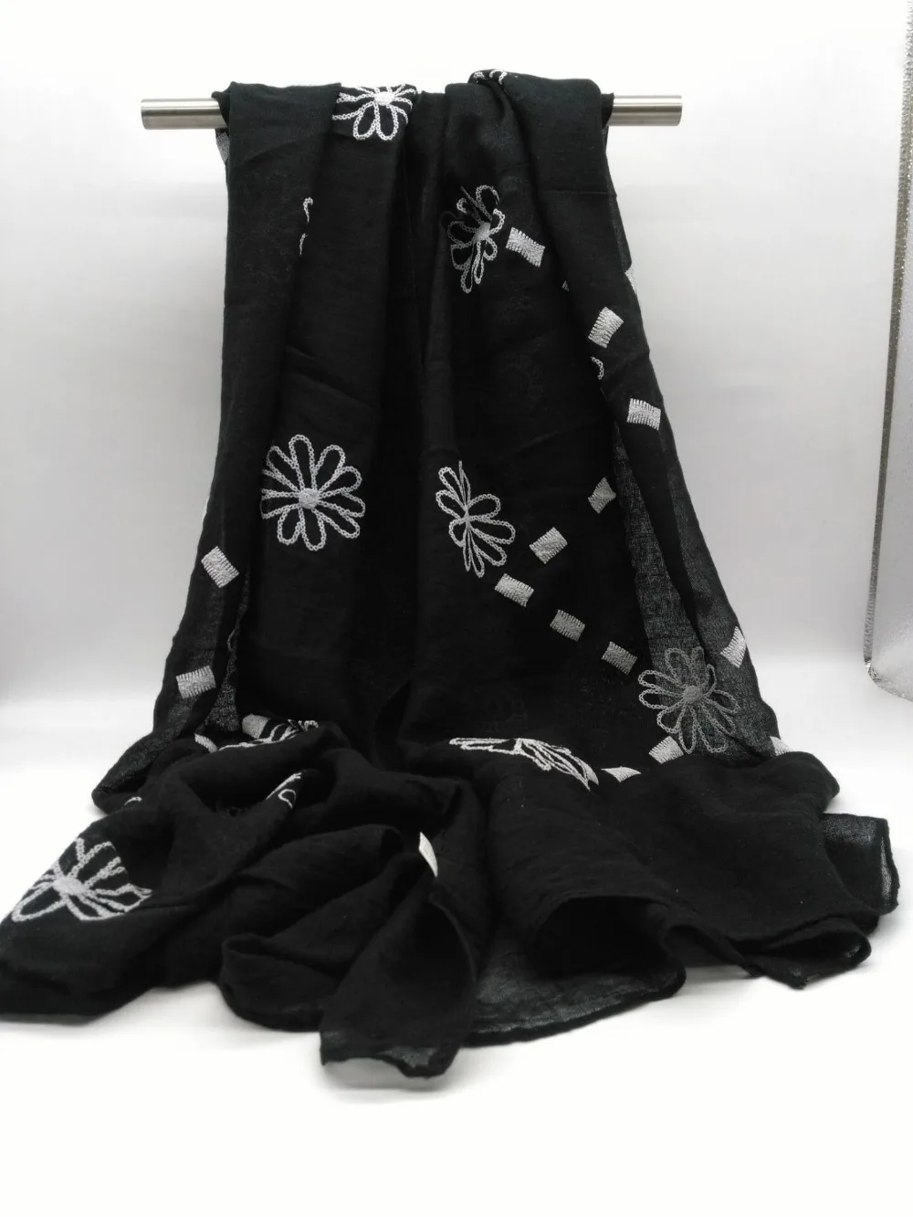 2017 Модный цветочный Пенящийся шарф с принтом для женщин длинный круг принт шали