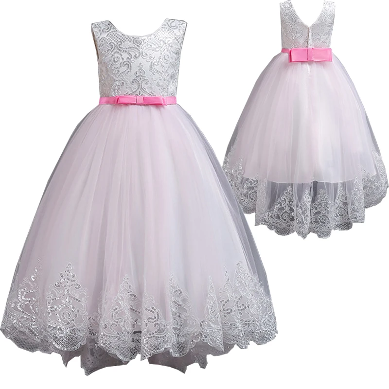 Белое кружевное платье без рукавов с большим бантом и высокой талией цветочным