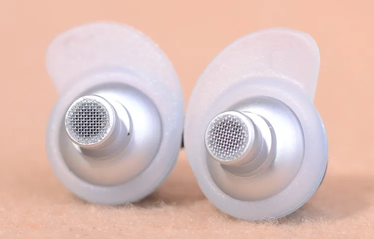 Акции 2 цвет силиконовые наушники слушать музыку через затычки с наушным