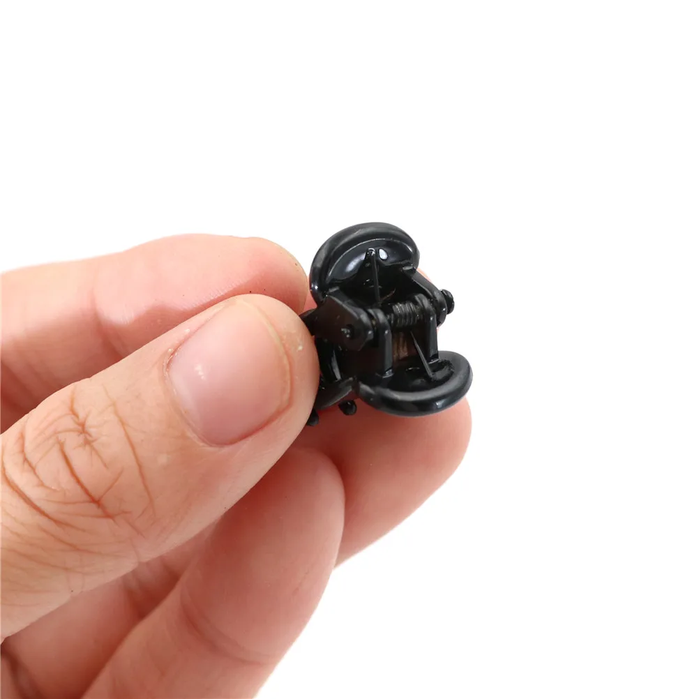 

Wholesale 12pcs/lot Small Plastic Hair Clips Claws Mini Clamps Fashion Girls Crab Hair Claw Gifts