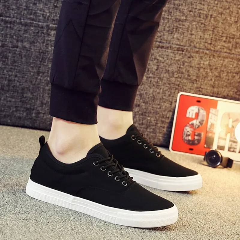 New Canvas Shoes Men White Sneakers Casual Flat Lace-up Adult Male Tenis Footwear Retro Classic Round Toe Breathable Black |