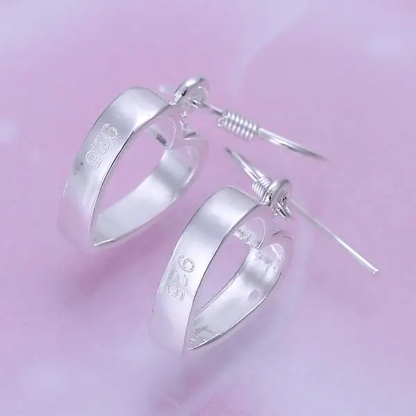 E047 Оптовая Продажа Модные с серебряным покрытием Jewelry Серьги падения мотаться