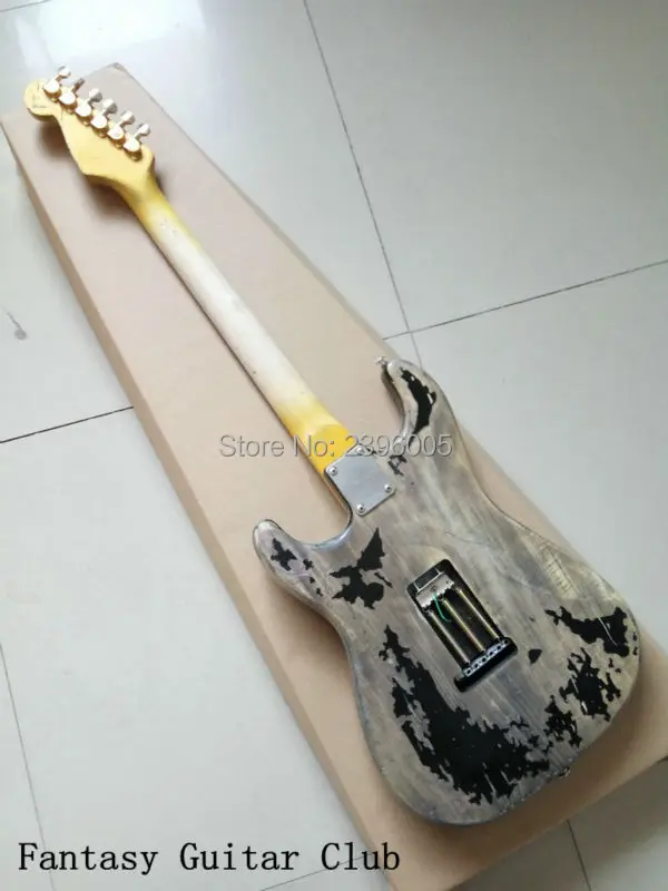 

Hot Sale black one st guitar,handmade aged guitar,master build relic stratcast guitar high quality real guitar picture