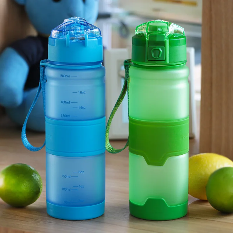 

New Bpa Free 500ml Plastic My Water Bottle Sports Outdoor Travel Equipped Space Fuirt Jiuce Kettle Tea Infuser Pop-Up Lid