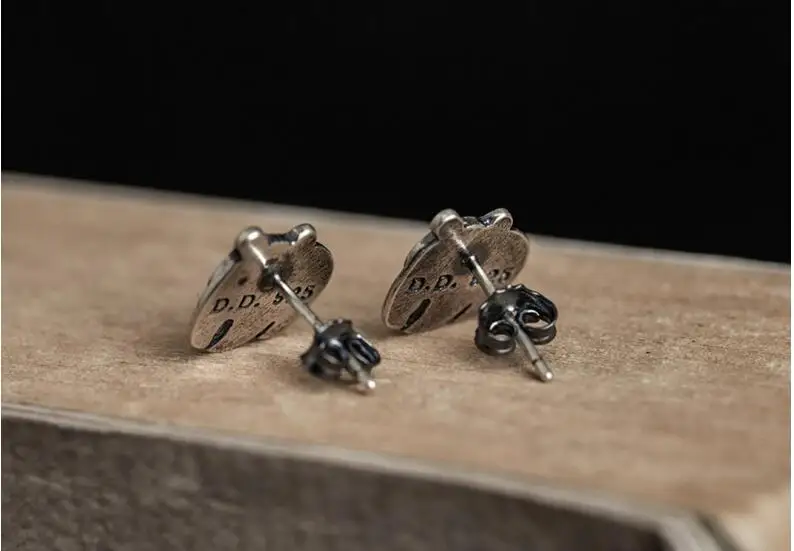 Серьги-гвоздики из серебра 100% пробы в виде милой панды | Украшения и аксессуары