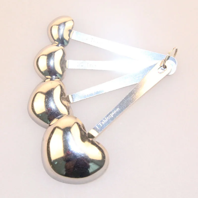 

4pcs/set Stainless Steel Heart Shaped Kitchen Measuring Scoop Thicken Spoons Kitchen Accessories P10138