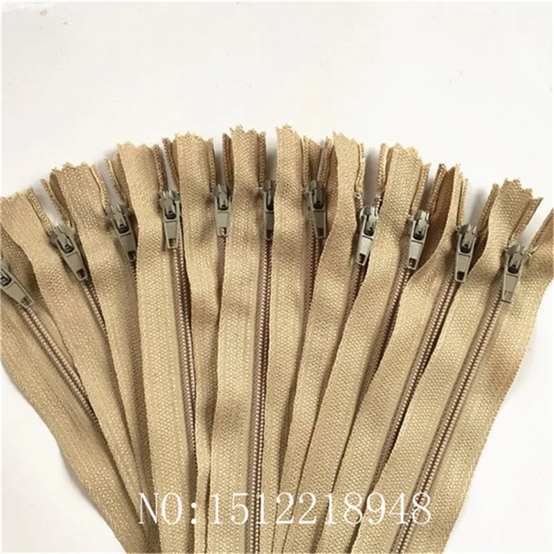 

10pcs ( 14 Inch ) 35cm Khaki Nylon Coil Zippers Tailor Sewer Craft Crafter's &FGDQRS #3 Closed End