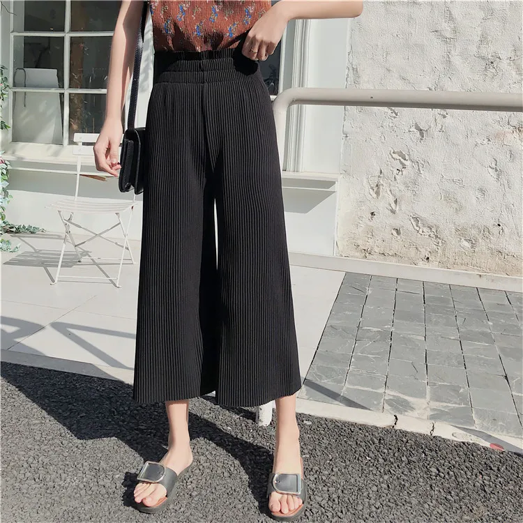 Широкие брюки сексуальные женские плиссированные однотонные черные свободные