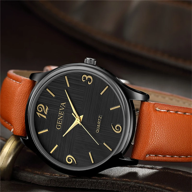 Часы наручные мужские кварцевые с кожаным ремешком и большим