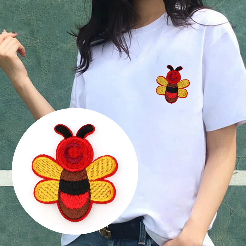 

Random 6PCS Patches Cartoon Mix Color Cute Bee Embroidered Iron On Patch For Clothing Jacket Applique Applique DIY Accessory
