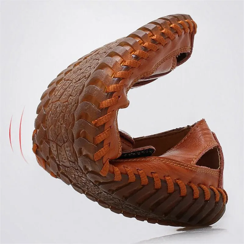 

2019 New Men Sandals Genuine Leather Hollow Male Shoes Casual Breathable Summer Beach Shoes Man Fashion Outdoor Big Size Shoes