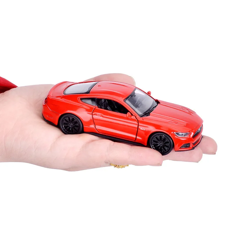 1:36 весы сплав оттягивающаяся модель автомобиля высокая симуляция Ford Mustang