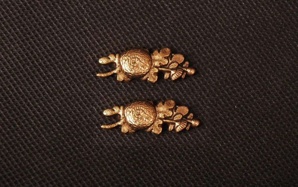 Пара высококачественных латунных украшений Menuki с серебряным покрытием для