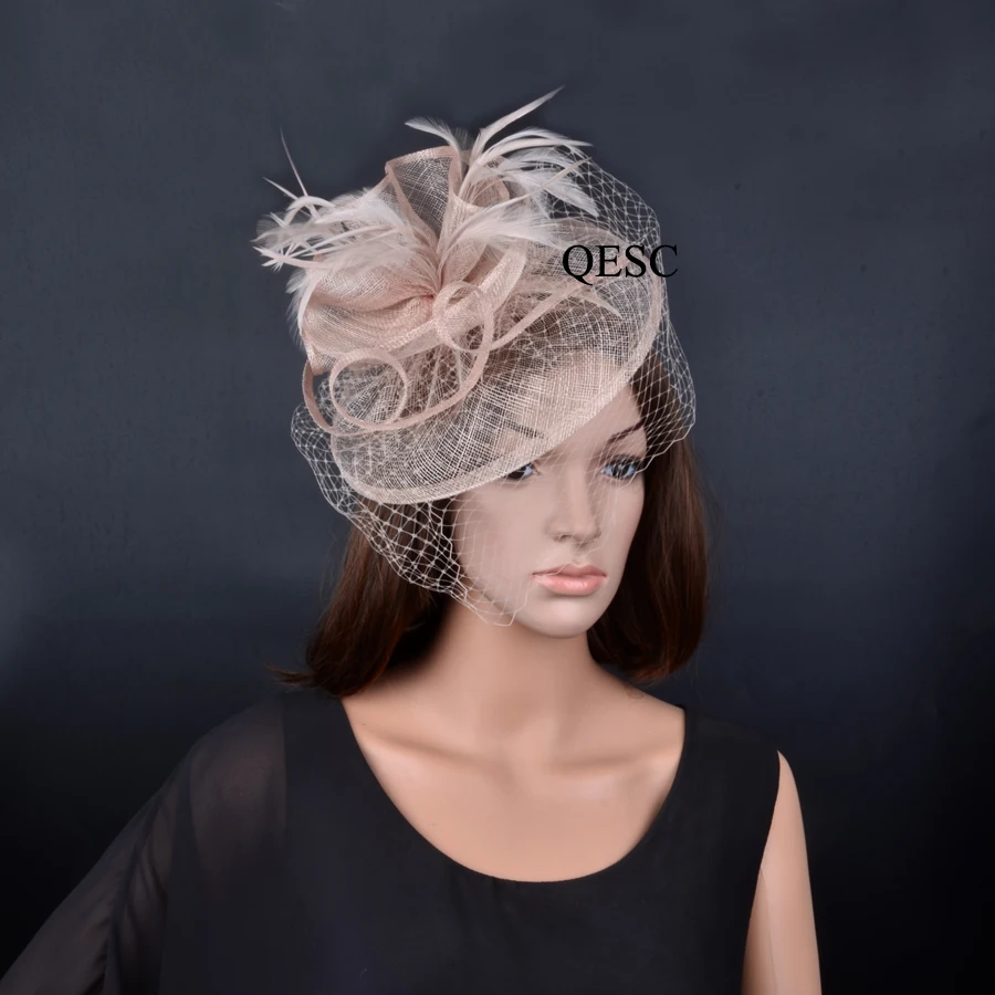 Новое поступление Коралловая шляпа sinamay Вуалетка с вуали и перьями для свадьбы