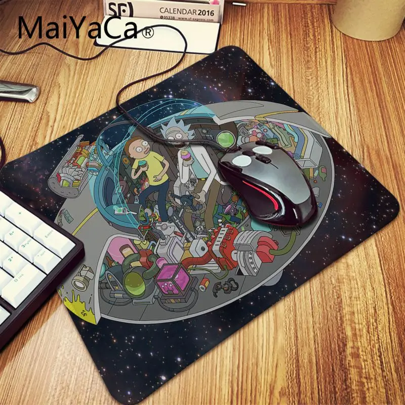 Maiyaca Рик и Морти прочный резиновый коврик для мыши настольная клавиатура Аниме Коврик для мыши 700x300 мм геймер большой Офисный Компьютерный стол коврик - Цвет: Lock Edge 18x22cm