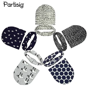 Зимний хлопковый комплект с шапочкой и шарфом для маленьких мальчиков и девочек, детские шапки с леопардовым принтом