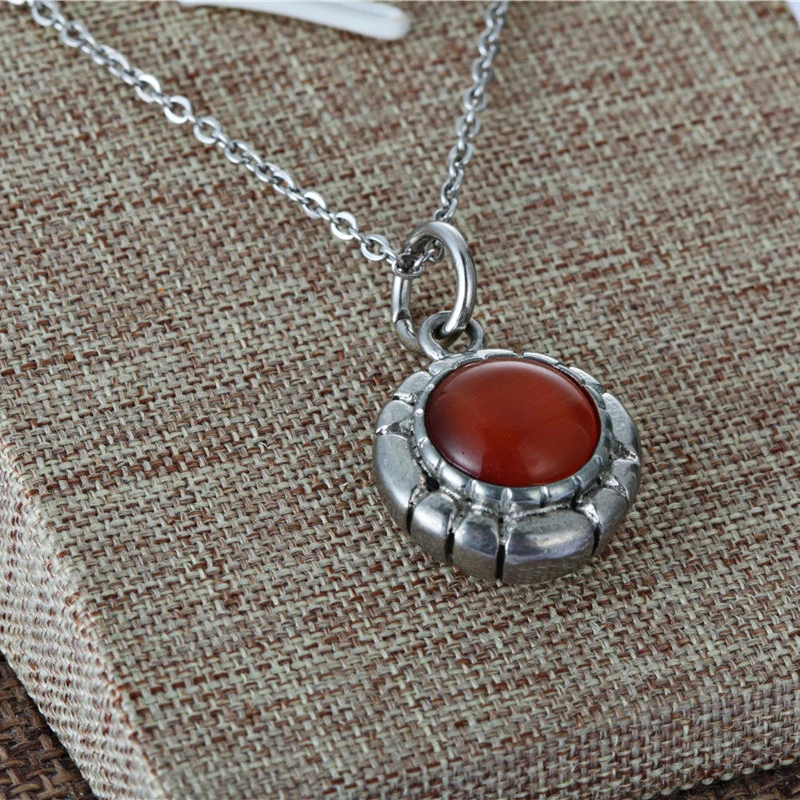 

round sharp red color pendant necklace stainless steel pendant