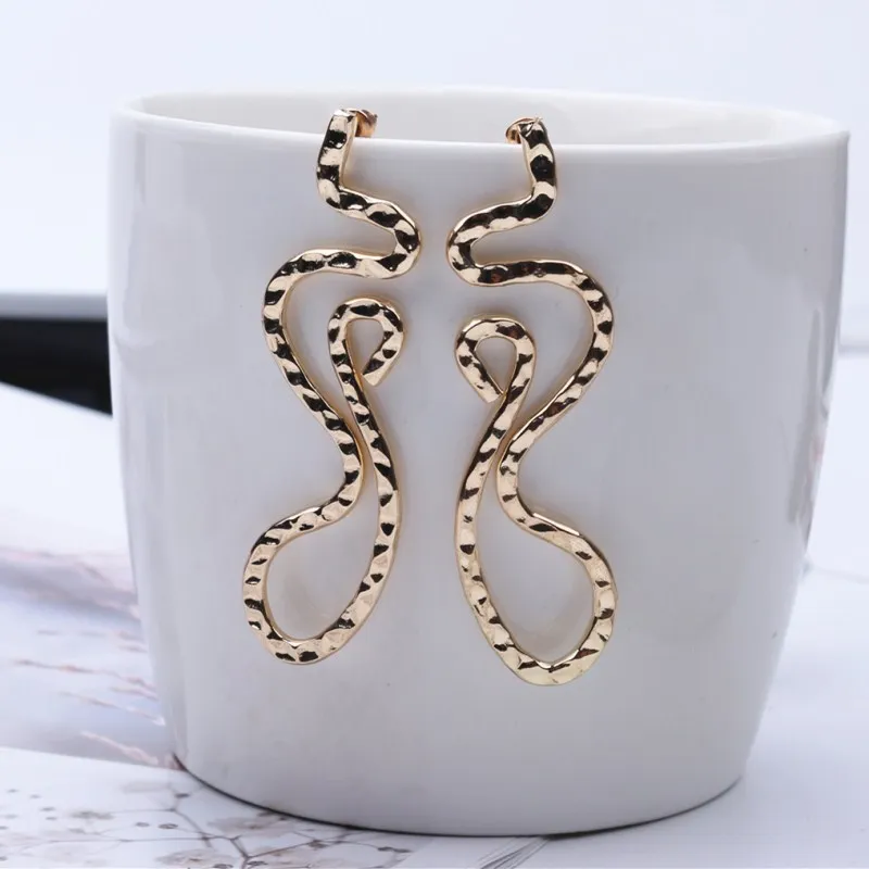 

Fashion Exaggerated Long Serpentine Snake Tassel Stud Earrings Pendientes For Women Jewelry Bijoux Oorbellen Wholesale