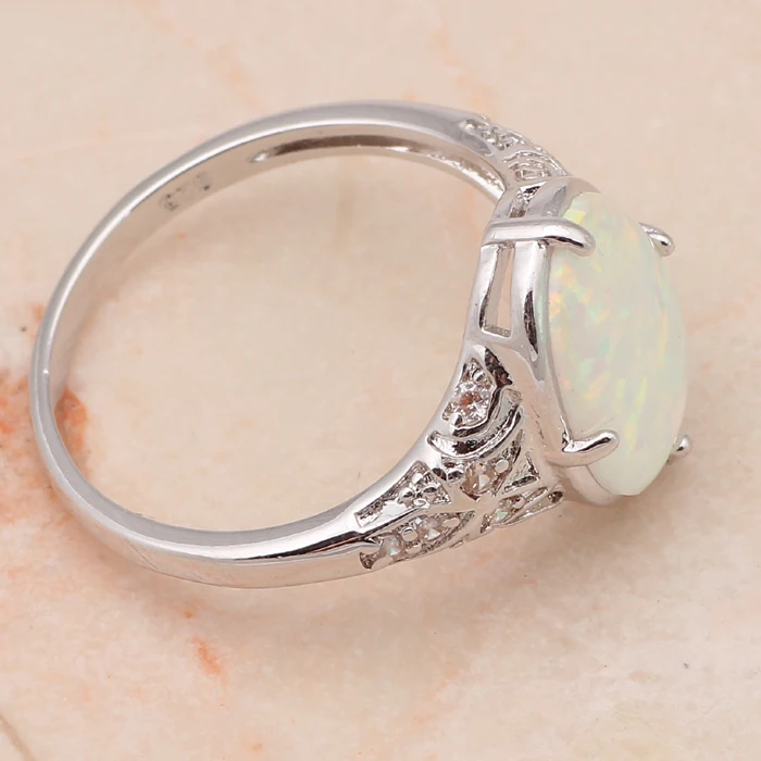 Белый огненный опал Серебро штампованные овальное кольцо Дизайн Модные
