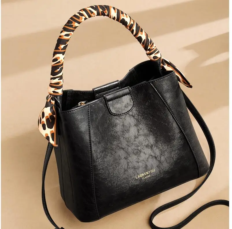 LAORENTOU high quality fashion luxury brand new leather handbags fashion wild portable bucket bag ladies shoulder Messenger