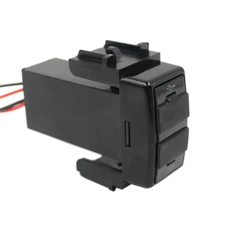 Автомобильное зарядное устройство с двумя usb-портами 12 в 2 1 А панель приборов