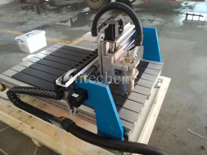 Хорошее рабочее усилие фрезерный станок с ЧПУ Китай LFG6090 Intechcnc Малый плазменной