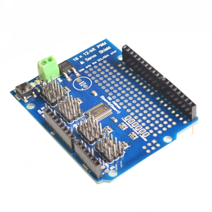 【SIMPLE ROBOT】servo щит для 16ти канального видеорегистратора 12 битная ШИМ/Servo Driver I2C