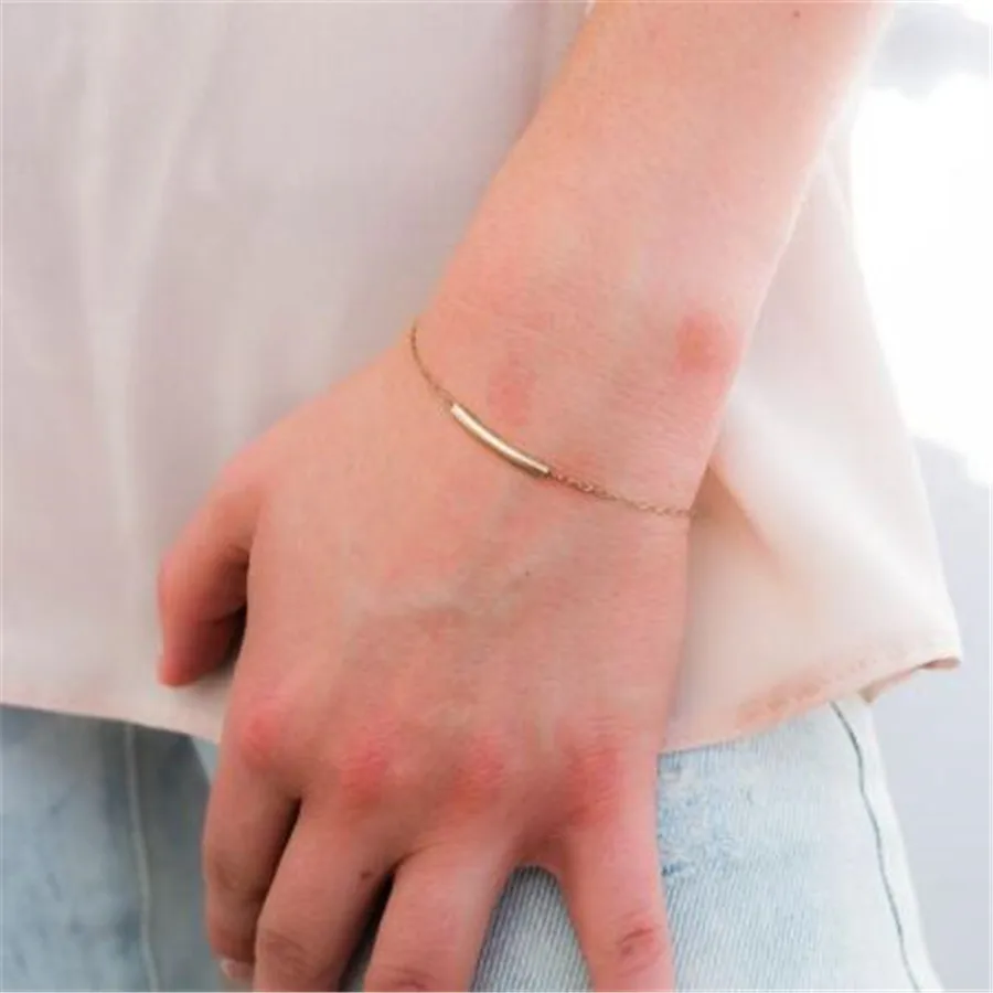 Женский браслет с золотыми и серебристыми трубками простой милый новинка 2017