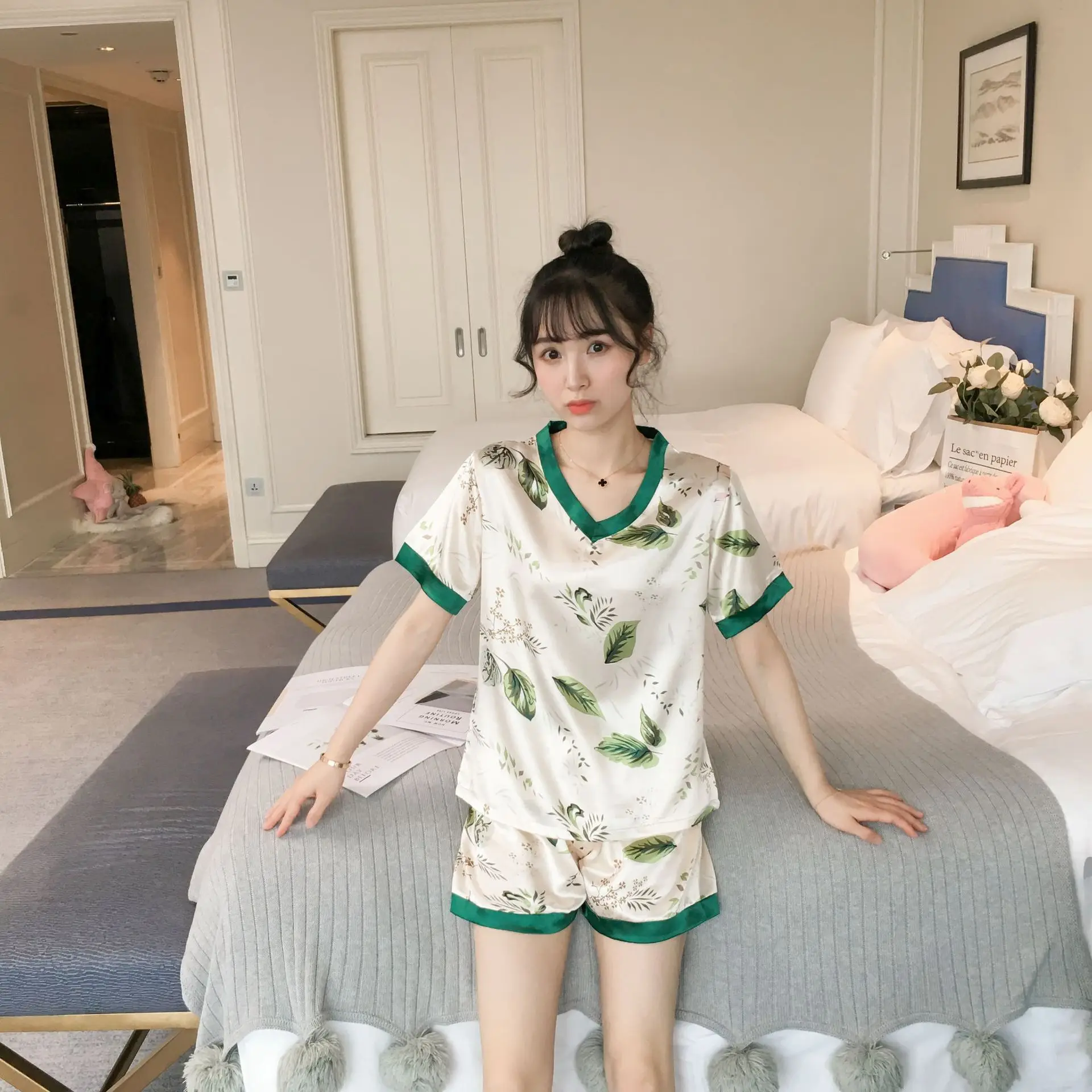 Pajama girls summer ice silk short sleeves two pieces of suit Korean fresh sweet lovely students thin silk home clothes