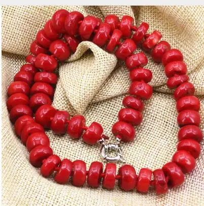 Ожерелье-чокер из кораллового камня