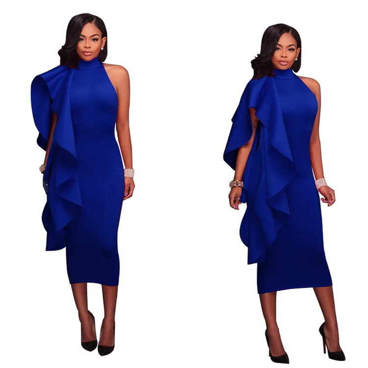 Однотонное женское платье средней длины с оборками модное облегающее на одно