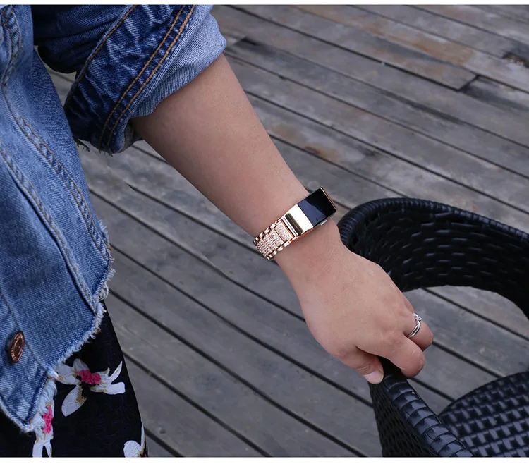 

Metal Stainless Strap For Fitbit Charge 2 Band Bling Rhinestone Replacement Strap For Fitbit Charge 2 Charge 3 Smart Bracelet