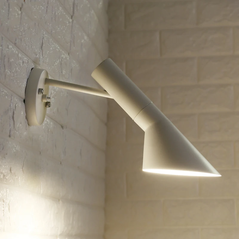 Современный настенный светильник бра прикроватный для чтения Arne Jacobsen креативный