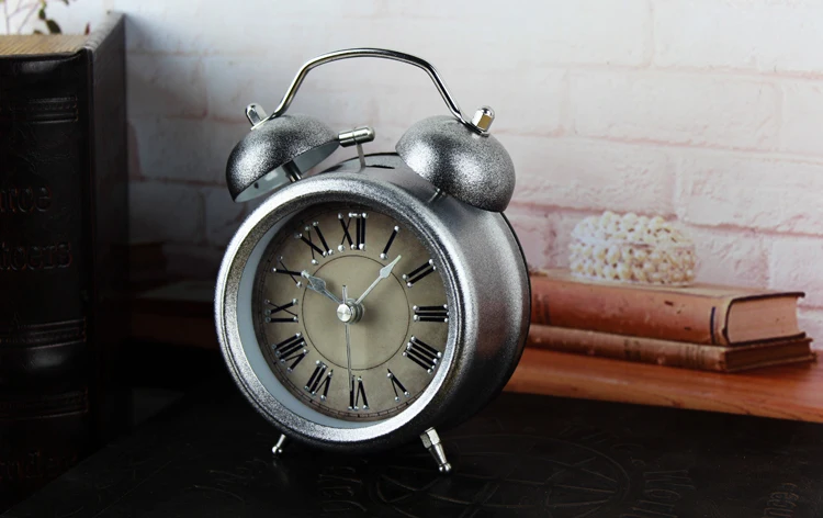 Ретро индустриальной эпохи серебристый металлик колокол стереоскопического