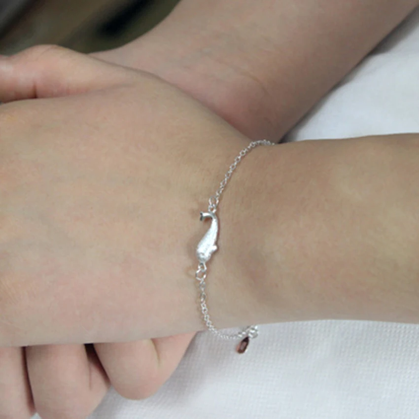 Kinitial животных рыб Браслеты браслет маленький кит Шарм цепи для Для женщин