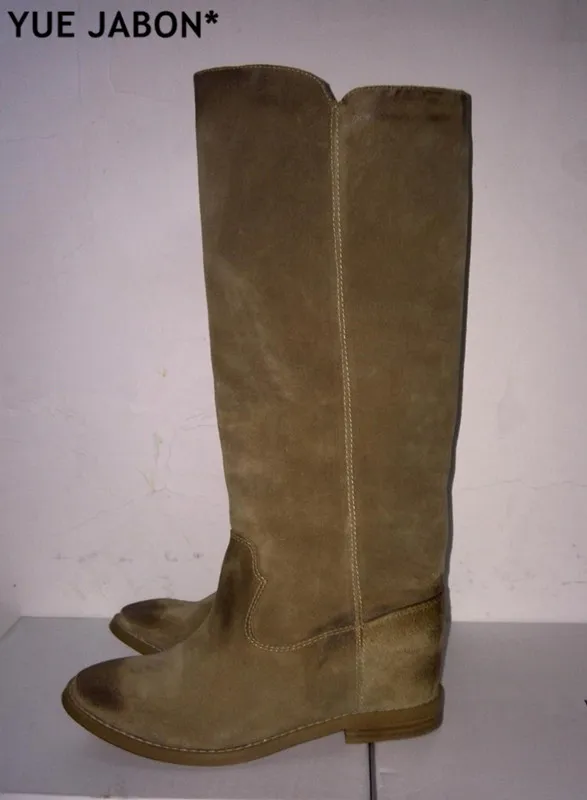 Зимние женские ботинки Кожаные прямые высокие без шнуровки визуально